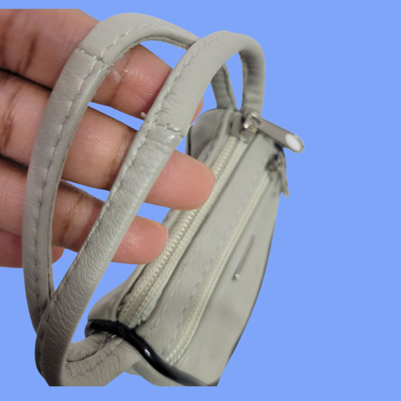 Vintage Studio Tiny Leather Bag Taupe Beige Coin Purse Pouch Change Handles Mini - Picture 7 of 16